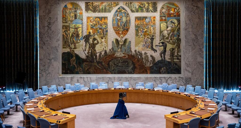 A wide view of the Security Council Chamber. (file photo)